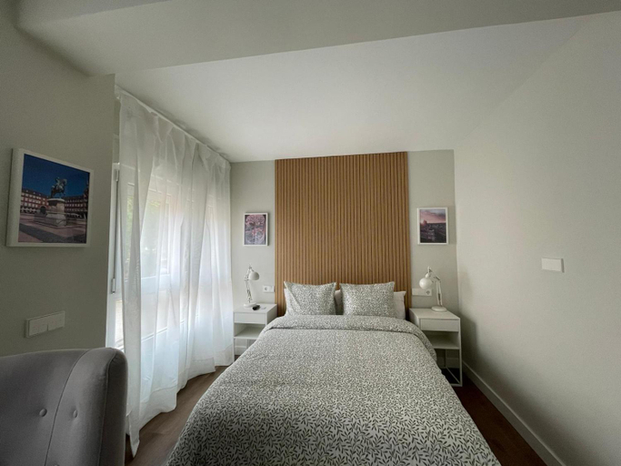 Others 4, Rooms Madrid Rio, Madrid