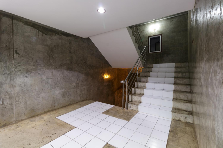 Others 4, Tonwai Modern Place, Muang Phitsanulok