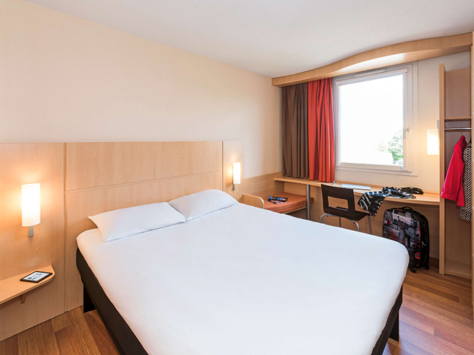 Bedroom 3, ibis Montbéliard, Doubs
