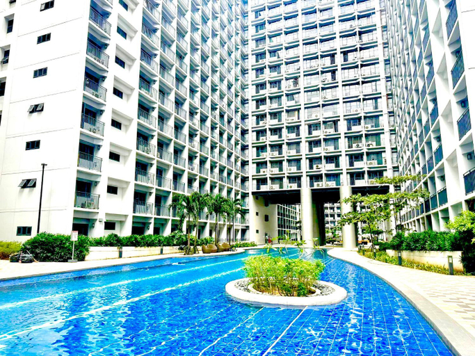 Others 4, Resort Style Condo Walkable to Mall of Asia, Pasay City