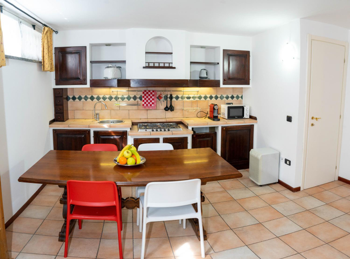 Others 3, K's House, Lecco