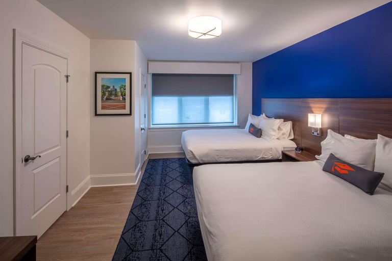 Bedroom 3, Collegian Hotel & Suites Trademark Collection, Onondaga