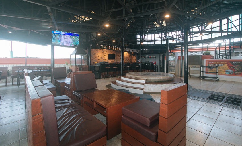 Others 3, Urban Travellers Hotel by RedDoorz, Pasay City