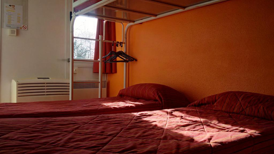 Bedroom 5, Premiere Classe Grenoble Nord - Moirans, Isère