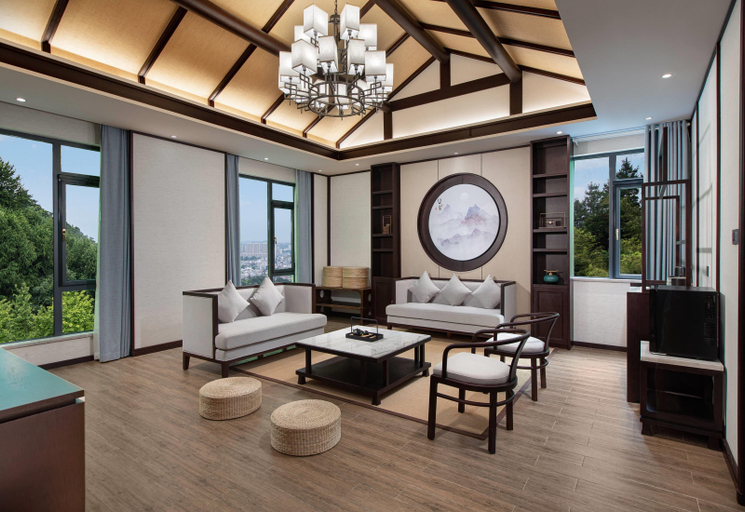 Bedroom 2, Ramada by Wyndham Xianning Xishan Mountain, Xianning
