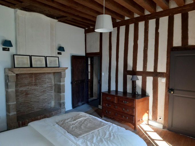 Others 3, La suite St Laumer, Loir-et-Cher