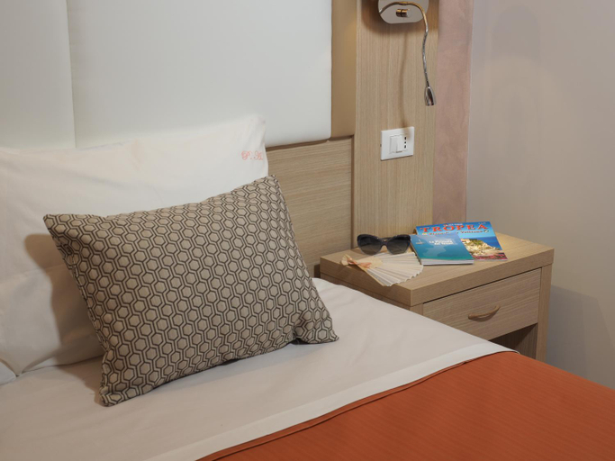 Bedroom 3, Pepè Accommodation, Vibo Valentia