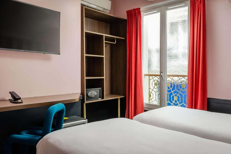 Bedroom 3, Archétype Étoile, Paris