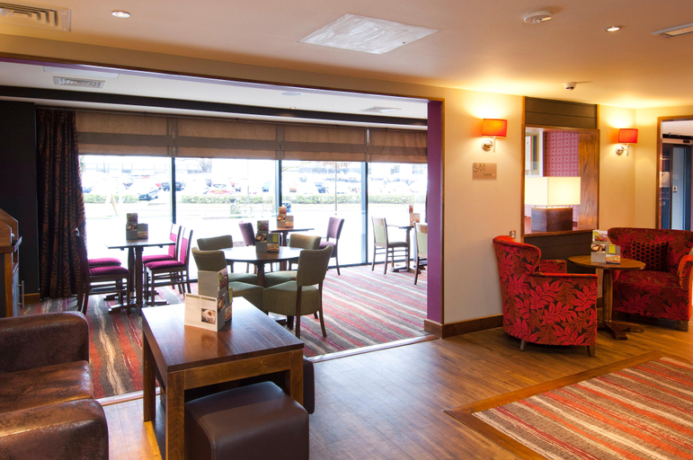 Others 4, Premier Inn Warwick, Warwickshire