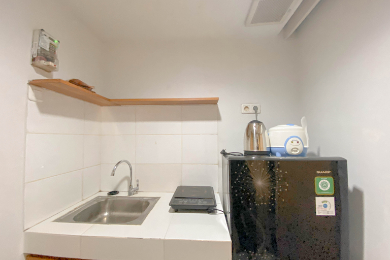 Others 4, Simple Basic 1BR at The Alton Apartment By Travelio, Semarang