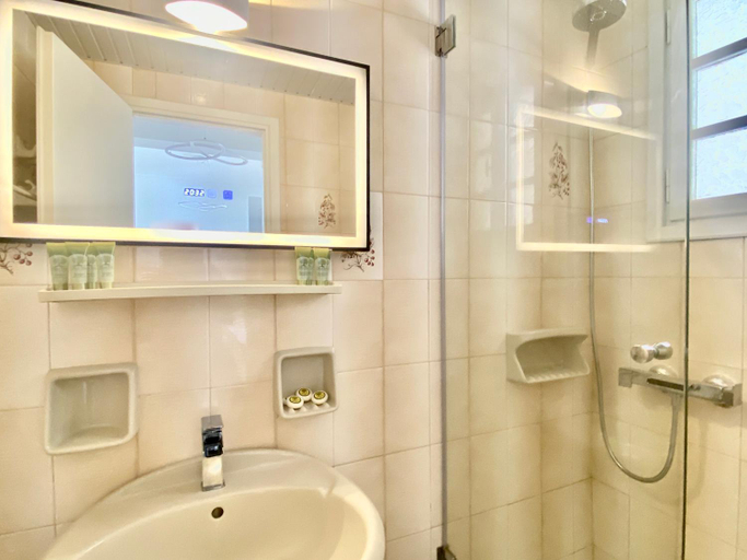 Bathroom 3, Villa Clelia, Ionian Islands