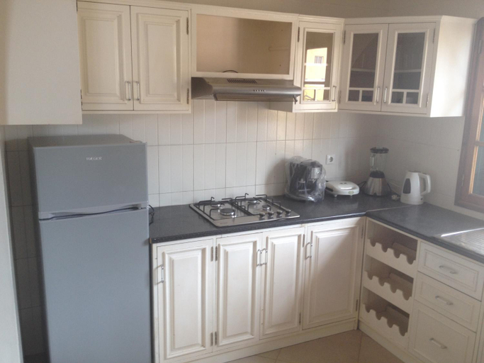 Others 4, Residencial Monte Cara