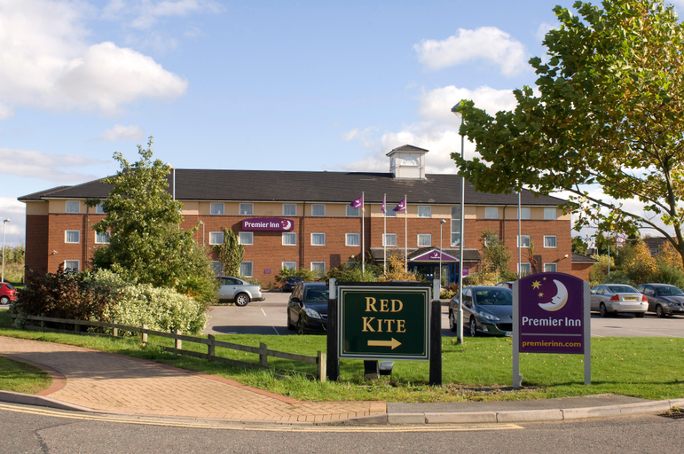 Exterior & Views 2, Premier Inn Wakefield South - M1 Jct39, Wakefield