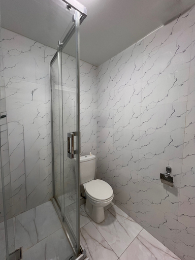 Bathroom 4, Chaqar 45, Tashkent City