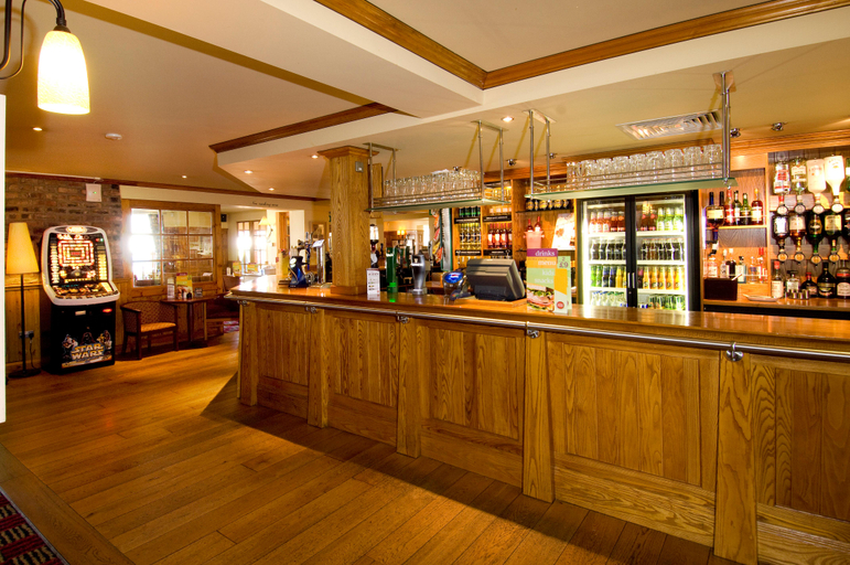 Food & Drinks 4, Premier Inn Gloucester Business Park, Gloucestershire