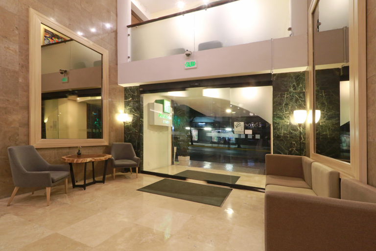 Public Area 4, Holiday Inn & Suites GUADALAJARA CENTRO HISTORICO by IHG, Guadalajara