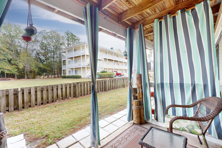 Others 3, Wolf Bay Villas 106, Baldwin