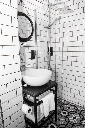 Bathroom 2, Begonvil Suit Pansiyon, Merkez