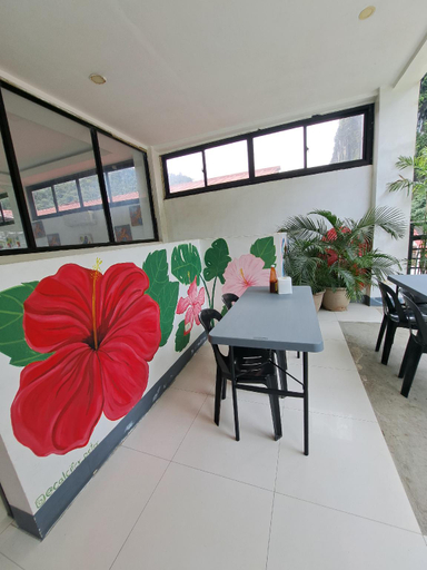 Others 5, Virginia Suites, El Nido