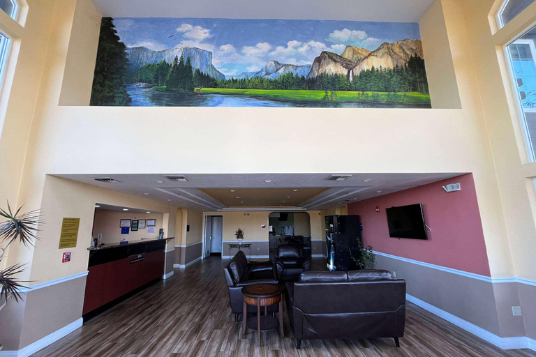 Public Area 2, Baymont by Wyndham Manteca, San Joaquin