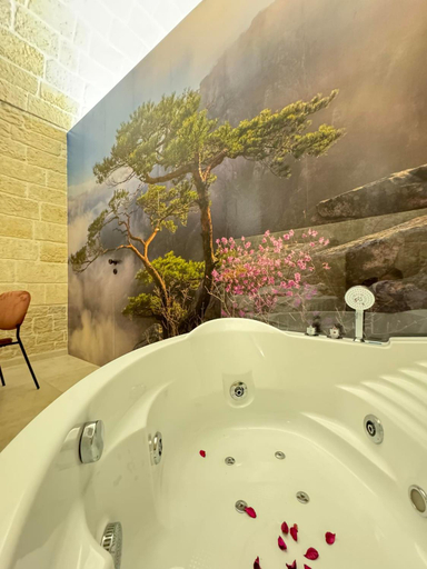 Others 5, Amale Suite 27 Emotional Relax, Bari