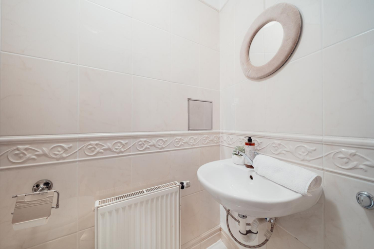 Bathroom 3, Wagnerstays Royal Billiard Residence, Praha 1
