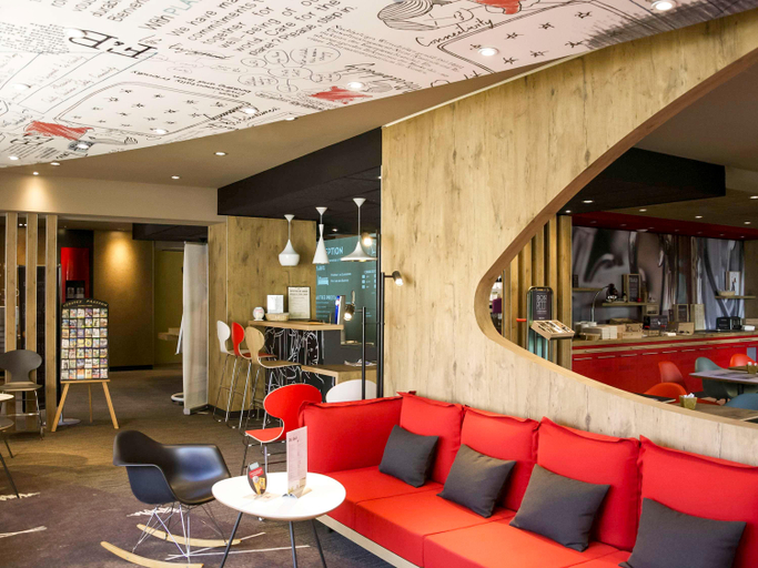 Public Area 3, ibis Toulon La-Seyne, Var