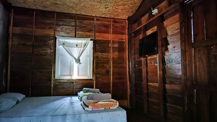 Bedroom 2, Baan Ing Doi Maekampong , K. Mae On