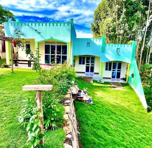 Others 4, Roots cottages and campsite Ntanda crater lake, Bunyangabu