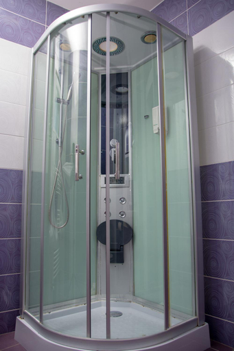 Others 4, Iris Boutique, Otopeni