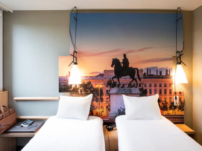 Bedroom 3, ibis Lyon Gerland Rue Mérieux, Rhône