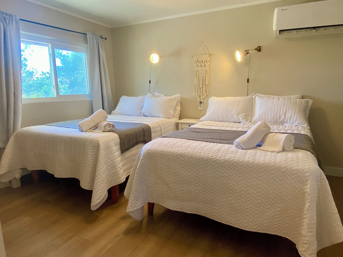 Bedroom 3, South Shore Suites, Huron