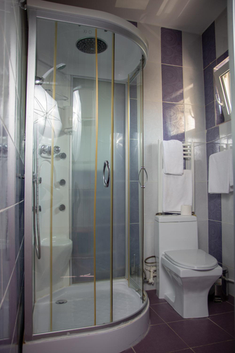 Others 5, Iris Boutique, Otopeni