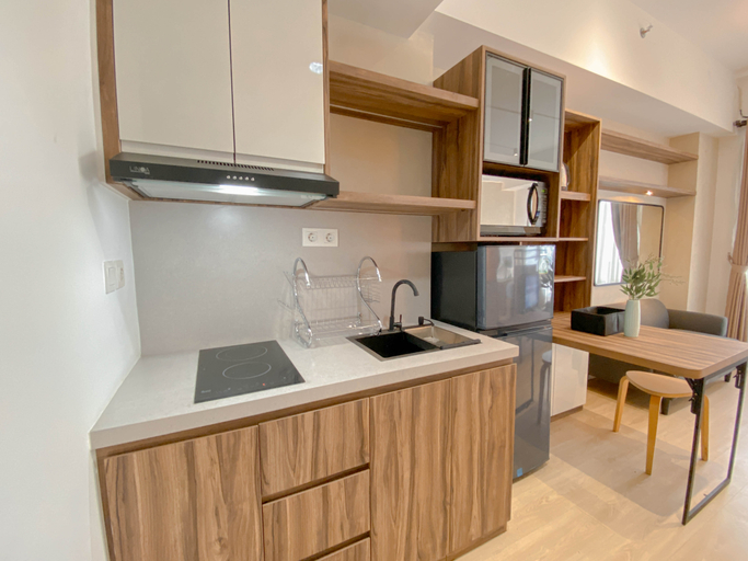 Others 4, Cozy and Tranquil Studio Apartment Vasanta Innopark By Travelio, Cikarang