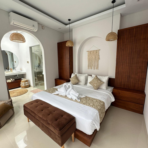 Others 3, Maithala Villa & Living, Badung