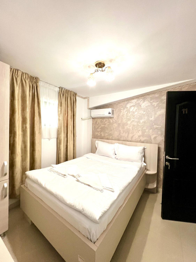 Others 4, Hotel Marina 2, Municipiul Bucuresti