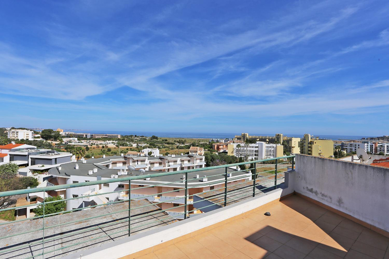 Others 2, P - Meia-Praia Seaview Guesthouse, Lagos