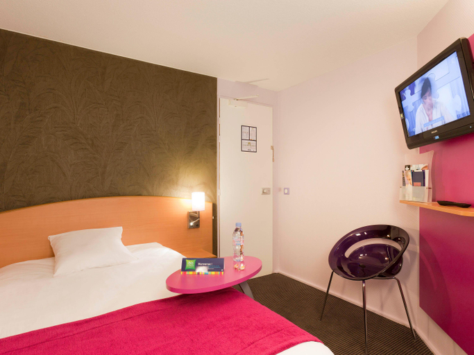 Bedroom 4, ibis Styles Bourg en Bresse, Ain