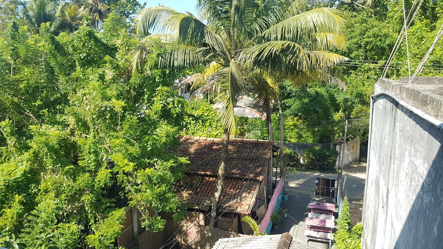 Others 5, Pinki Nest, Weligama