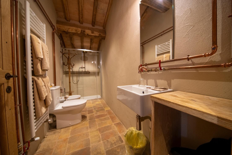 Bathroom 2, Agriturismo Podere Tovari, Arezzo
