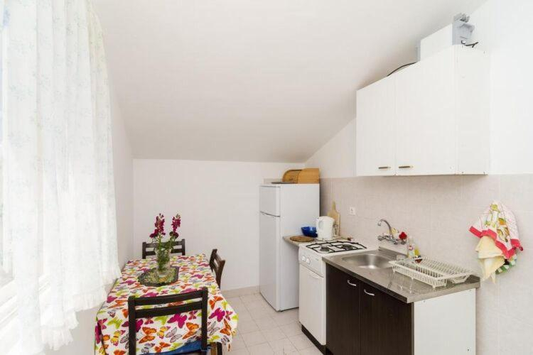 Kitchen 3, Apartment Sutvid with one bedroom, Janjina