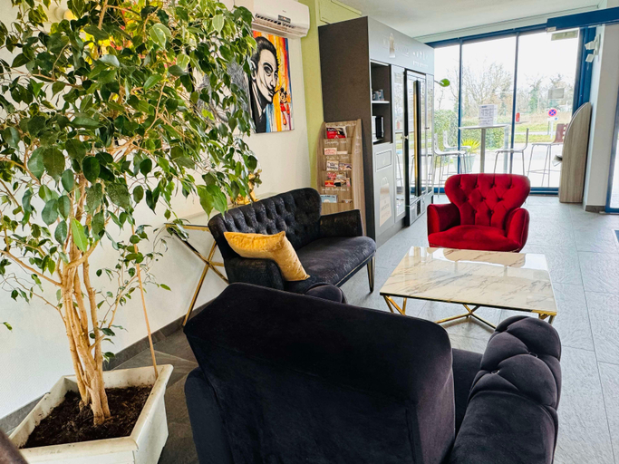 Public Area 3, Hotel Kyriad Toulouse Sud - Roques, Haute-Garonne