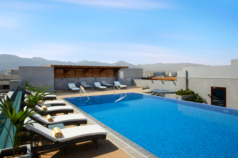 Sport & Beauty 3, Royal Tulip Muscat, Bausher