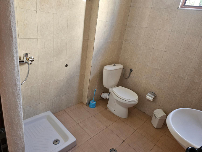 Others 4, Vasilika rooms, Sarandës