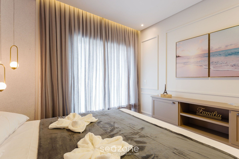 Room 4, Apartment w/ Pool, 85m From Beach in Jurere Ptj203, Florianopolis
