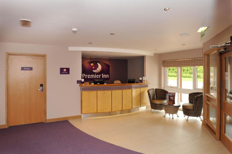 Public Area, Premier Inn Redditch North - A441, Worcestershire