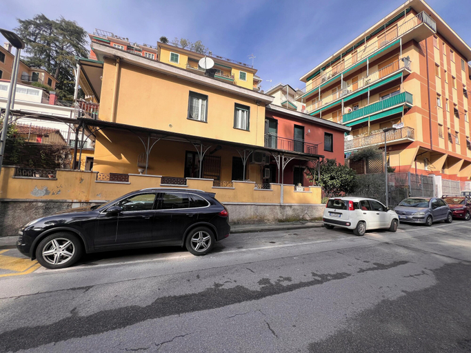 Front of property 3, Inviting 1-bedroom flat with Balcony, Genova