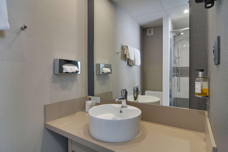 Bedroom 3, Best Western Atlantys Hotel Zenith Nantes, Loire-Atlantique