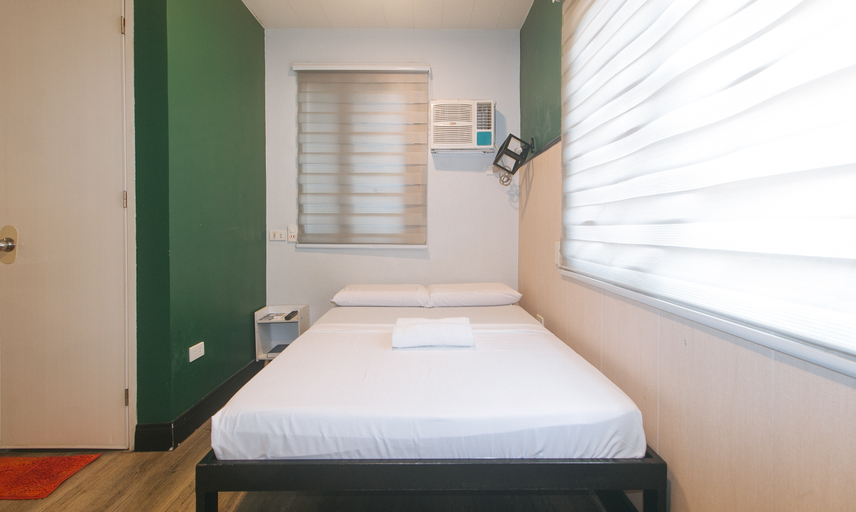 Bedroom 4, Maine Residences Leveriza by RedDoorz, Pasay City