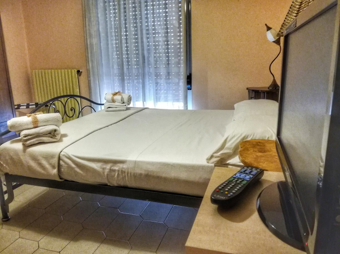 Others 3, Bed and Breakfast Pieffe, Cosenza